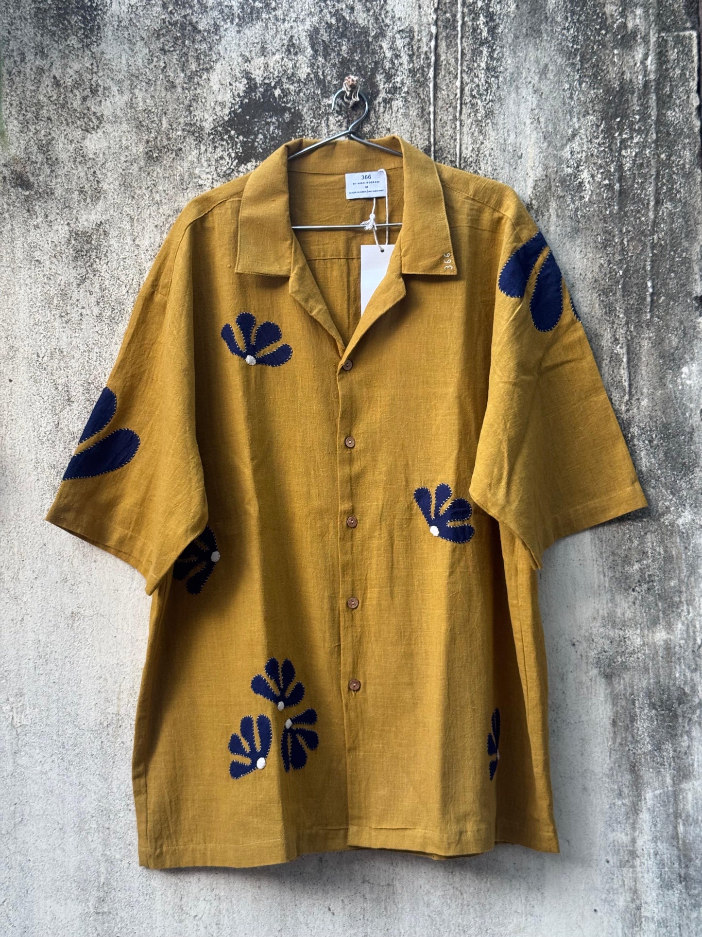 Patch & Petal Unisex Shirt
